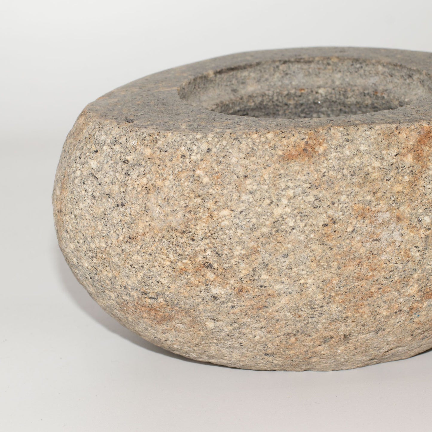 Natural Riverstone Grounding Pot - Large (approx 15x12cm)