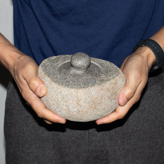 Natural Riverstone Grounding Pot - Large (approx 15x12cm)